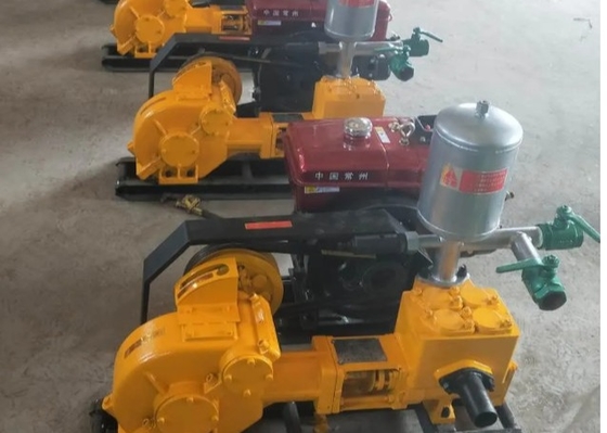 Intercambio de la bomba triple del lodo de perforación de BW 160 con el motor diesel