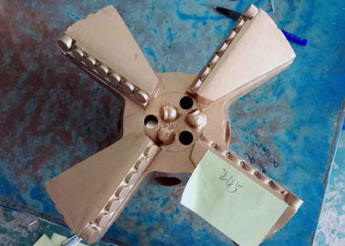 Alto estándar del pedazo de fricción de las alas PDC de los abrelatas 4 del agujero de la velocidad HDD de la claridad ISO9001