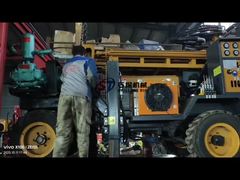 Un equipo de perforación neumático para capas rocosas. Modelo ST 300.